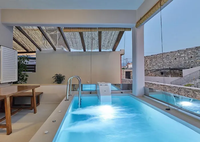 2 Bedroom Villa With Heated Swimming Pool-Spa Whirlpool-Bbq!