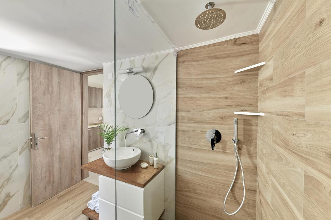 2 Bedroom With Heated Swimming Pool-spa Whirlpool-bbq! Melidhónion